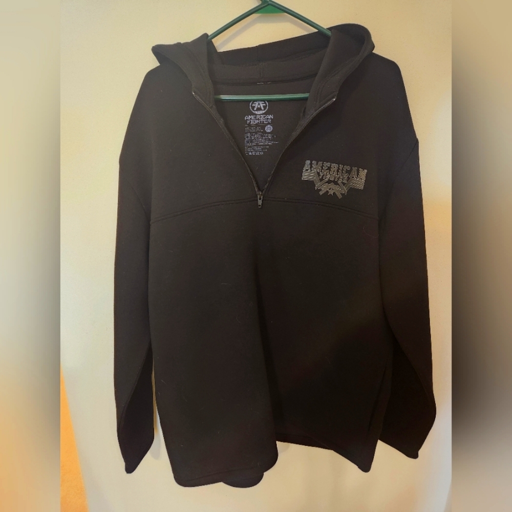 Men's XXL American Fighter Quarter Zip Hoodie.